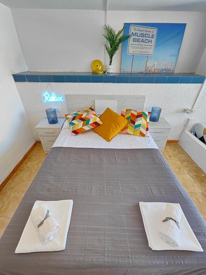 Renovado, luminoso y confortable loft con piscina La Pineda Exterior foto